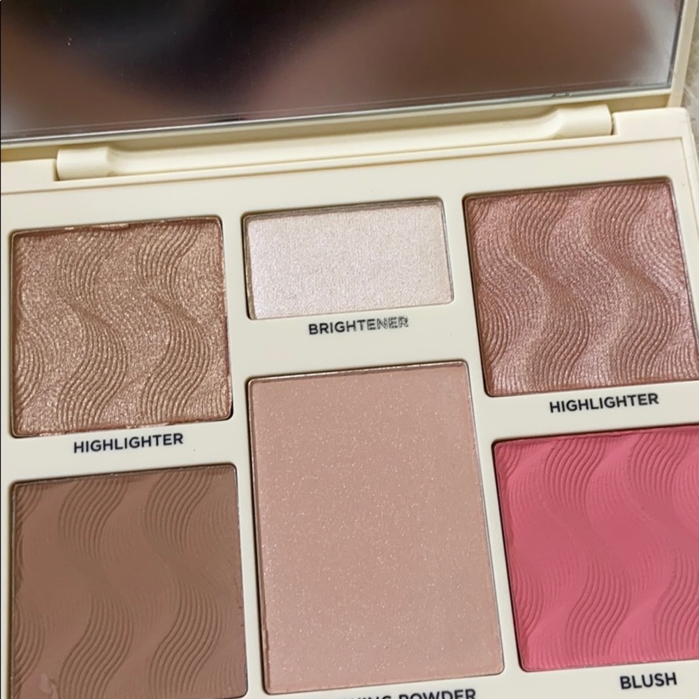 Cover FX face palette